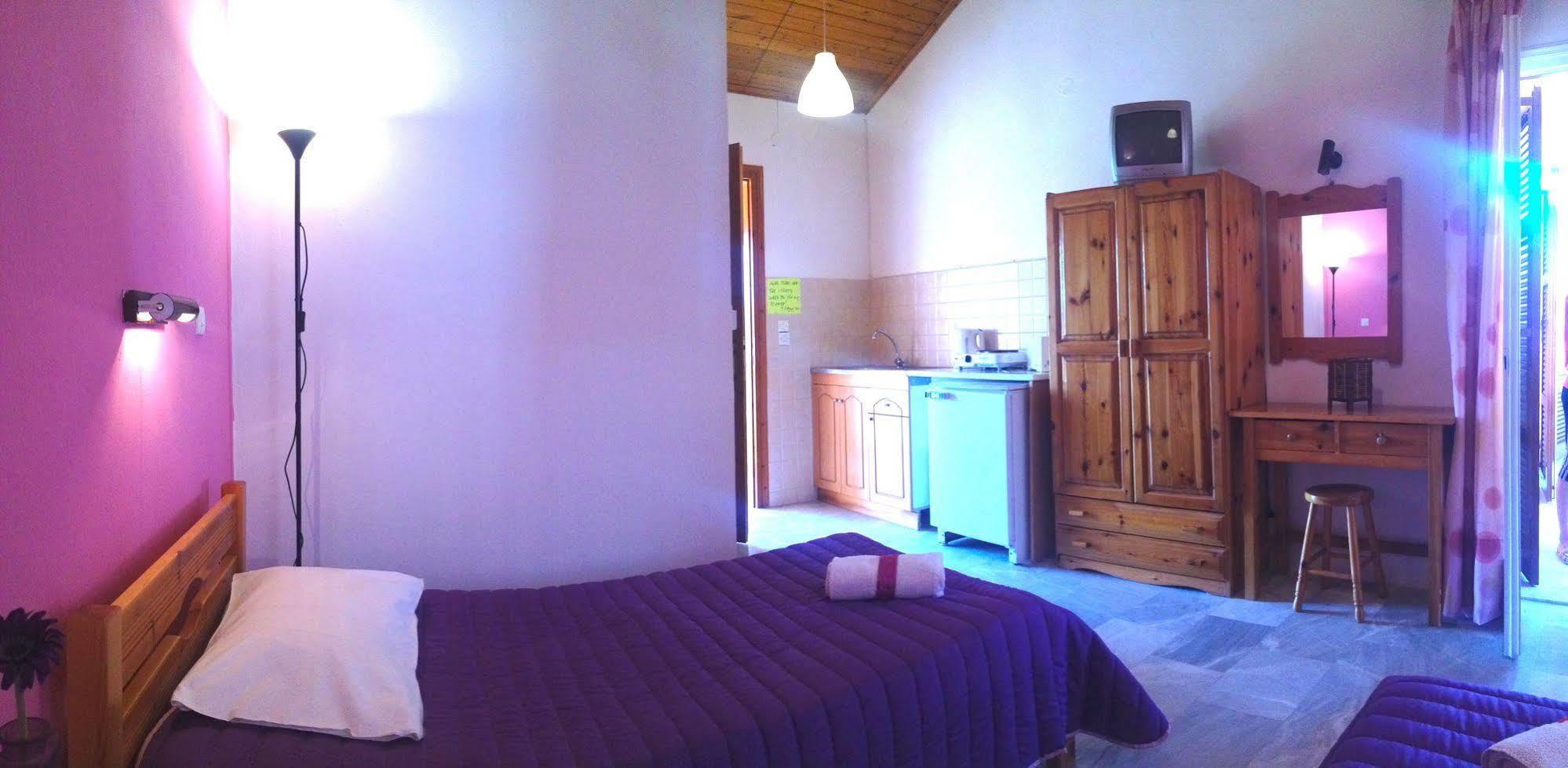 Ionian Breeze Apartments カボス エクステリア 写真